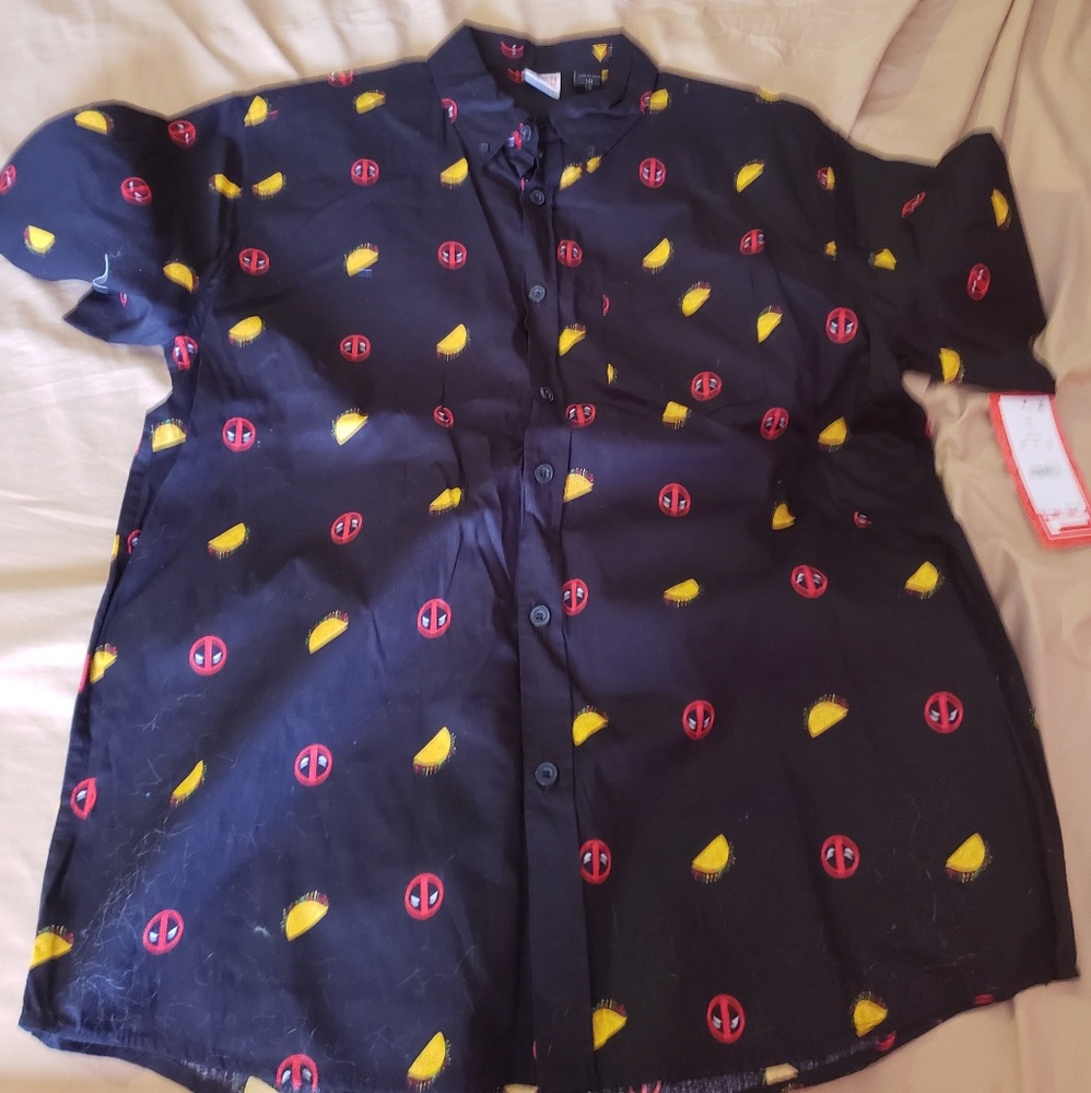 Deadpool button up